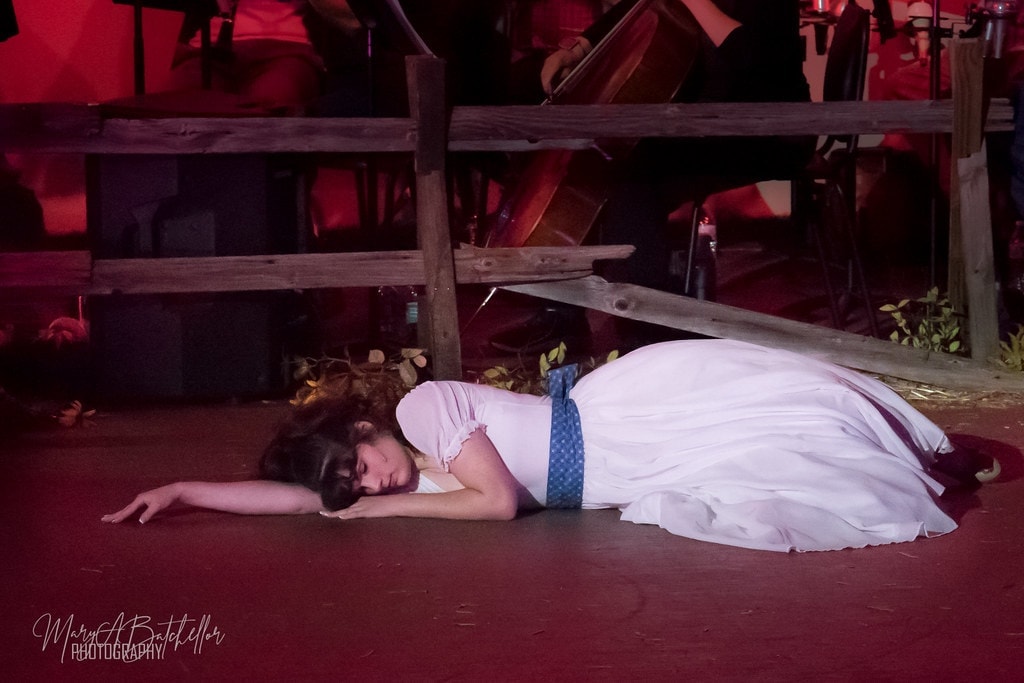Oklahoma! — Laurey lying on stage in dream sequence
