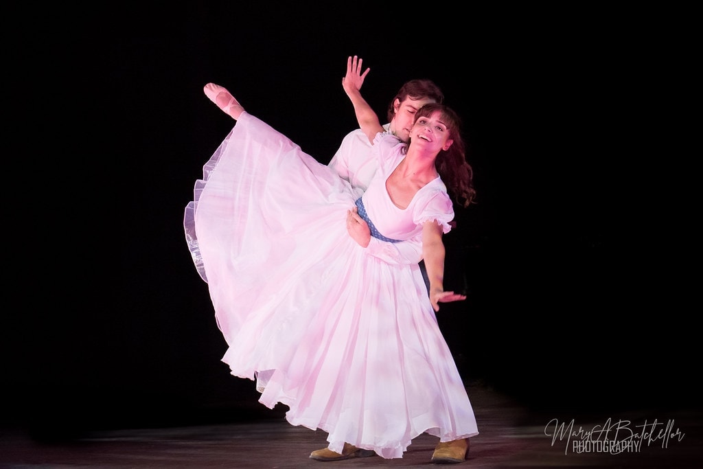 Oklahoma! — dream ballet couple spinning in white dress