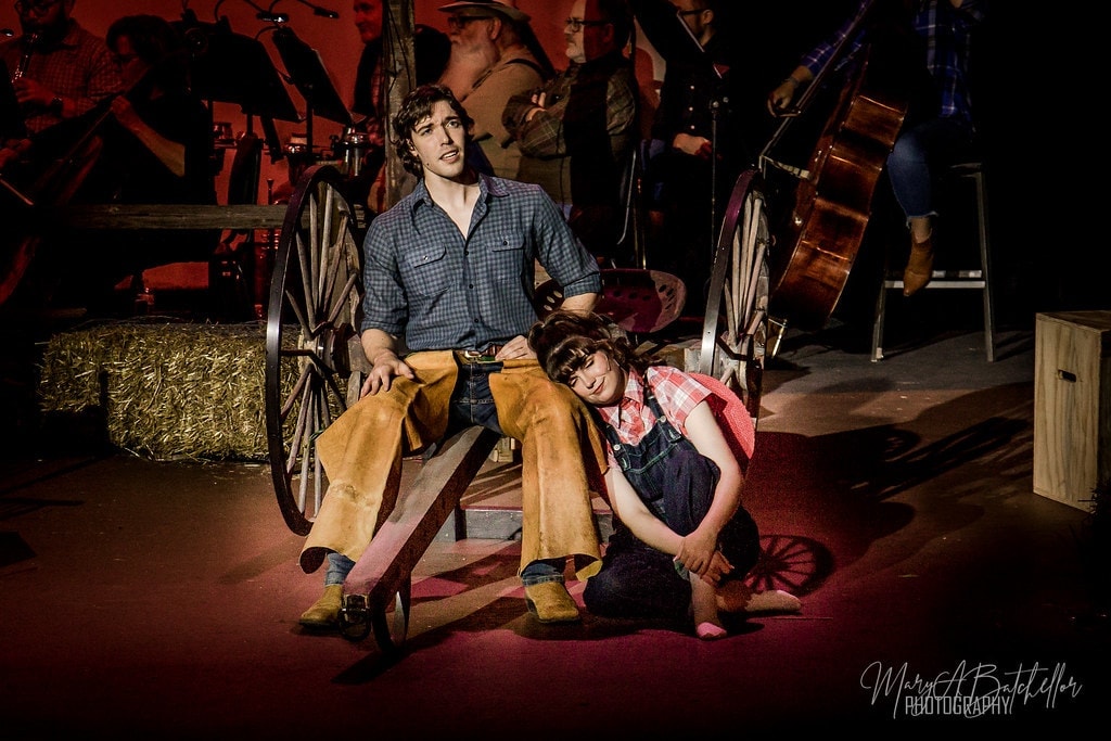Oklahoma! — Curly and Aunt Eller laughing by surrey with fringe